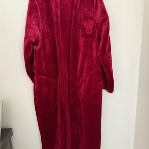 Elegant Burgundy Plush Robe